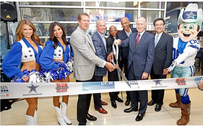 Dallas Cowboys Club bar and grill opens at D/FW Airport