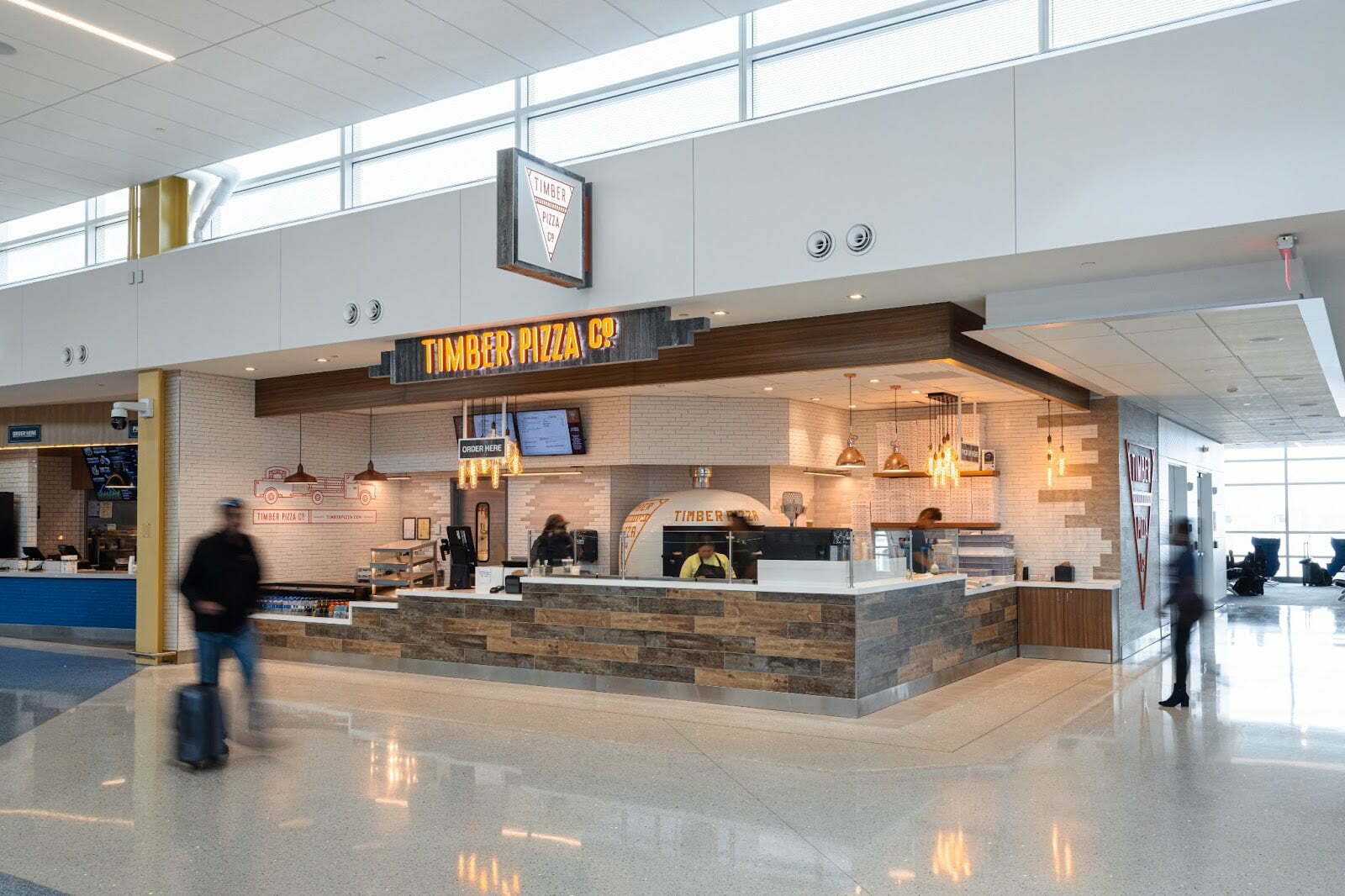 Timber Pizza Opens At DCA - Airport X